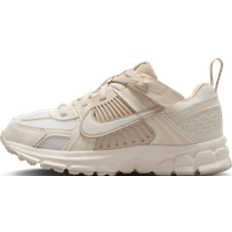 Nike Vomero 5 - Brun
