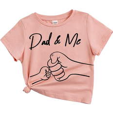 Shein Little Girls' Short Sleeve T-shirt With Lettering And Hand Gesture Print, Perfect For Summer