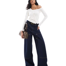 Stradivarius STR Ribstrikket Top Med Asymmetrisk Hals - Hvid