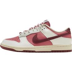 Nike Dunk Low Valentine's Day Shoes Trainers - Women's