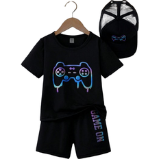 Shein Young Boy Game Console Printed Short Sleeve T-Shirt And Shorts Set With Hat