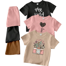 Shein Stücke/Set Tween-Mädchen lässiges süßes Outfit mit Leoparden Muster, Herz, Kamera, Blume, Slogan Motiv auf Kurzarm T-Shirt und Shorts