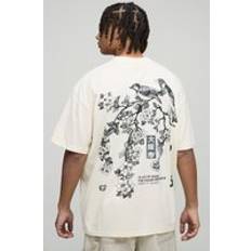 Blommiga T-shirts boohooMAN Mens Ecru Oversized Extended Neck Blossom Floral Osaka Graphic T-Shirt