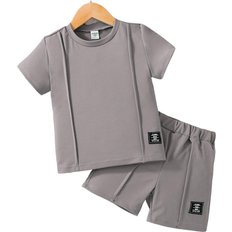 Shein Young Boys Casual Letter Print T-Shirt and Patch Shorts Set