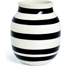 Kähler Sort Vaser Kähler H20 cm Omaggio Originaldesign mit handgemalte Streifen schwarz Vase 20cm