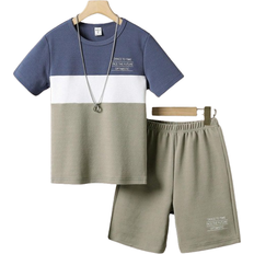 Shein Boys Colourblock Slogan Graphic Tee Shorts Without Necklace
