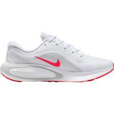 Nike Journey Run M - White/Wolf Grey/Pure Platinum/Bright Crimson