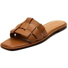 Off The Hook Hampstead Leather Sandals Open Toe Flat Sandals - Tan
