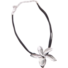 Topshop Nellie Choker Necklace with Flower Pendant - Silver/Black