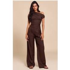 PrettyLittleThing Woven Ruched One Sleeve Jumpsuit - Chocolate
