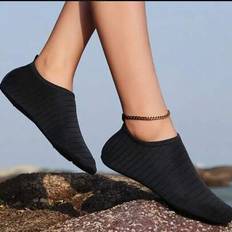 Shein Style Men & Women Snorkeling Beach