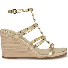 Nine West Women Slippers & Sandals Nine West Sardis - Platino