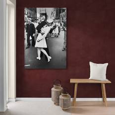Sailor Kissing Nurse Times Square Wall Canvas Print 31 cm H x 21 cm W