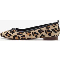 Off The Hook Pinner Leopard Print Ballerina - Tan