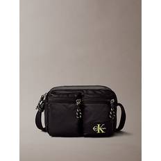 Calvin Klein Axelremsväskor Calvin Klein Utility Crossbody Camera Bag - Black