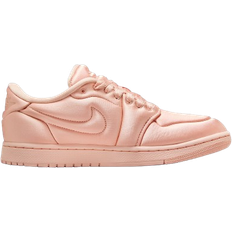 39 - Nike Air Jordan 1 - Rosa Skor Nike Air Jordan 1 Low Method of Make W - Washed Coral