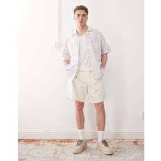 Obey Easy Bleka Jeansshorts I Snickarstil - Naturlig