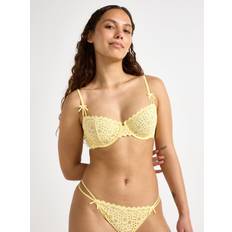 Gula BH:ar Lindex Ovadderad Bh Med Broderie Anglaise