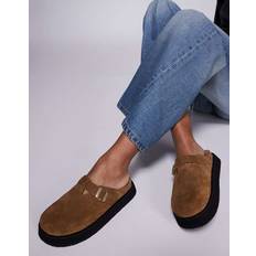 Clogs Walk London Barca Buckle Clog - Tan Suede