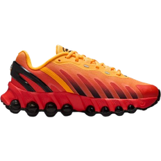 Nike Air Max Dn8 Older Kids' Shoes - Orange