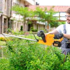 Cordless Hedge Trimmer 51cm Blade