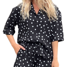 Smilla ss Shirt - Black w/Small White Dots