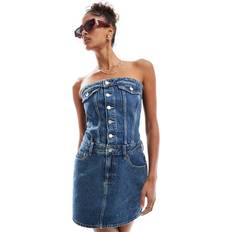 Plissering Klänningar Dr. Denim Carlisle Jeansklänning I Minilängd Med Knäppning - Mellanblå
