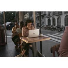 HP EliteBook 6 G1a 14 inch WUXGA IPS R7-250 32GB 1TB SSD