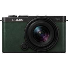 Panasonic Lumix DC-S9 + 18-40mm F4.5-6.3 Olive