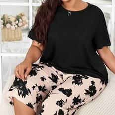 Shein Plus Size Women Casual Floral Print Short Sleeve 3/4 Pants Pajama Set