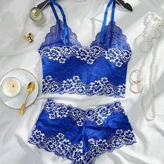 Polyester - Women Lingerie Sets Shein Women's Spaghetti Strap Lace Contrast Color Backless Bra And Panty Lingerie Set