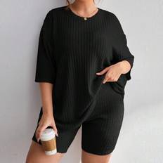 Shein Set Einfarbig Top mit Rundem Ausschnitt und Rippstrick Sowie Shorts - Große Größen