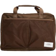 Nylon Weekendbags AY Studios Weekend Bag Dam - Axelremsväskor - Dark Brown