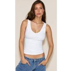 V-Neck Tank Tops PrettyLittleThing Soft Cotton V Neck Vest Top - White