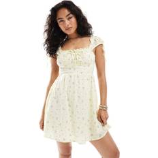 New Look Women's Floral Print Milkmaid Mini Dress - Yellow