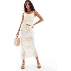 Yellow Skirts New Look Women's Satin Midi Skirt - Yellow Floral