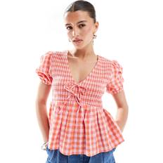 Checkered - Women Tops New Look shirred tie tea top in red gingham