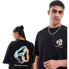 The North Face Oversize T-shirts The North Face Interlock Carabiner Backprint Oversized T-Shirt - Black