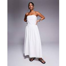 River Island Midiklänning I Bandeau Modell Med Sänkt Midja - Vit