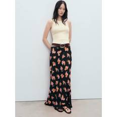 Florals Skirts Mango Floral Skirt With Lace Trim - Black