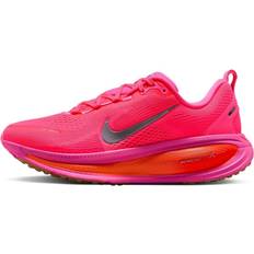 Nike Vomero 18 - Digital Pink Hyper Orange