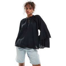Vero Moda Ruffle Tiered Sleeve Boho Top - Black