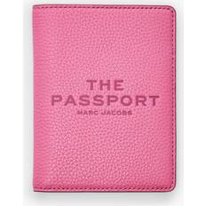 Passport Covers Marc Jacobs The Passport Case in Bow - Pink