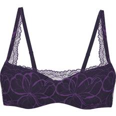 Triumph Body Make-Up Illusion Lace Balconette Bra