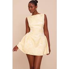 Boat Neck Dresses PrettyLittleThing Floral Jacquard Boat Neck Shift Dress - Lemon
