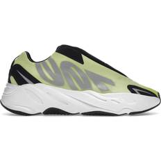 Adidas Converse Chuck 70 Sneakers adidas Yeezy Boost 700 MNVN Laceless Phosphor - Yellow/Brown