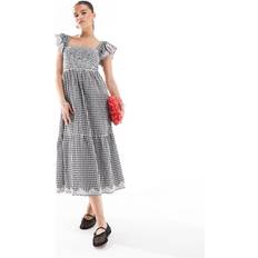 New Look gingham frill sleeve tiered midi dress in black