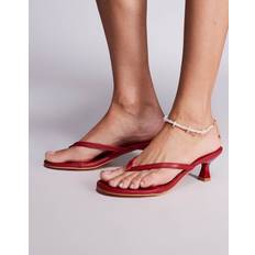 Low Heel Heels & Pumps Public Desire Evermore Pu Thong Low Flared Heels - Red