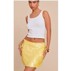 Gold Skirts PrettyLittleThing Premium Large Shell Sequin Mini Skirt - Lemon