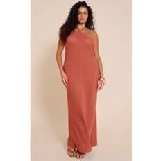 PrettyLittleThing Plus Rust Textured Tie Halter Maxi Dress - Orange